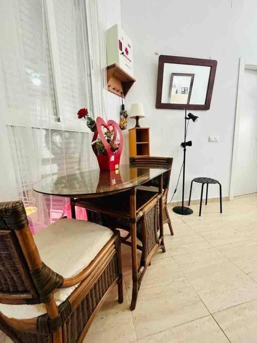 Apartamento Privado En Alameda De Hercules Sevilla Exteriér fotografie